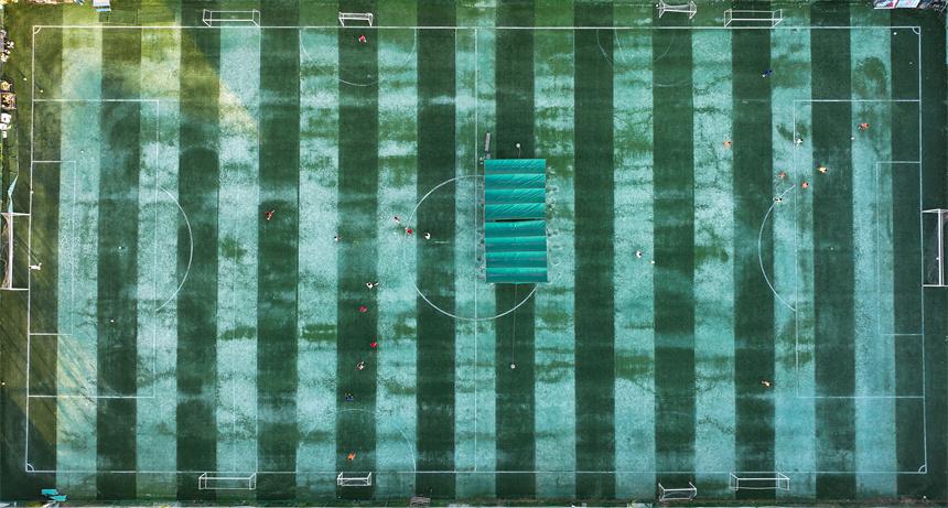 少年足球热, 对抗赛等训, 导下