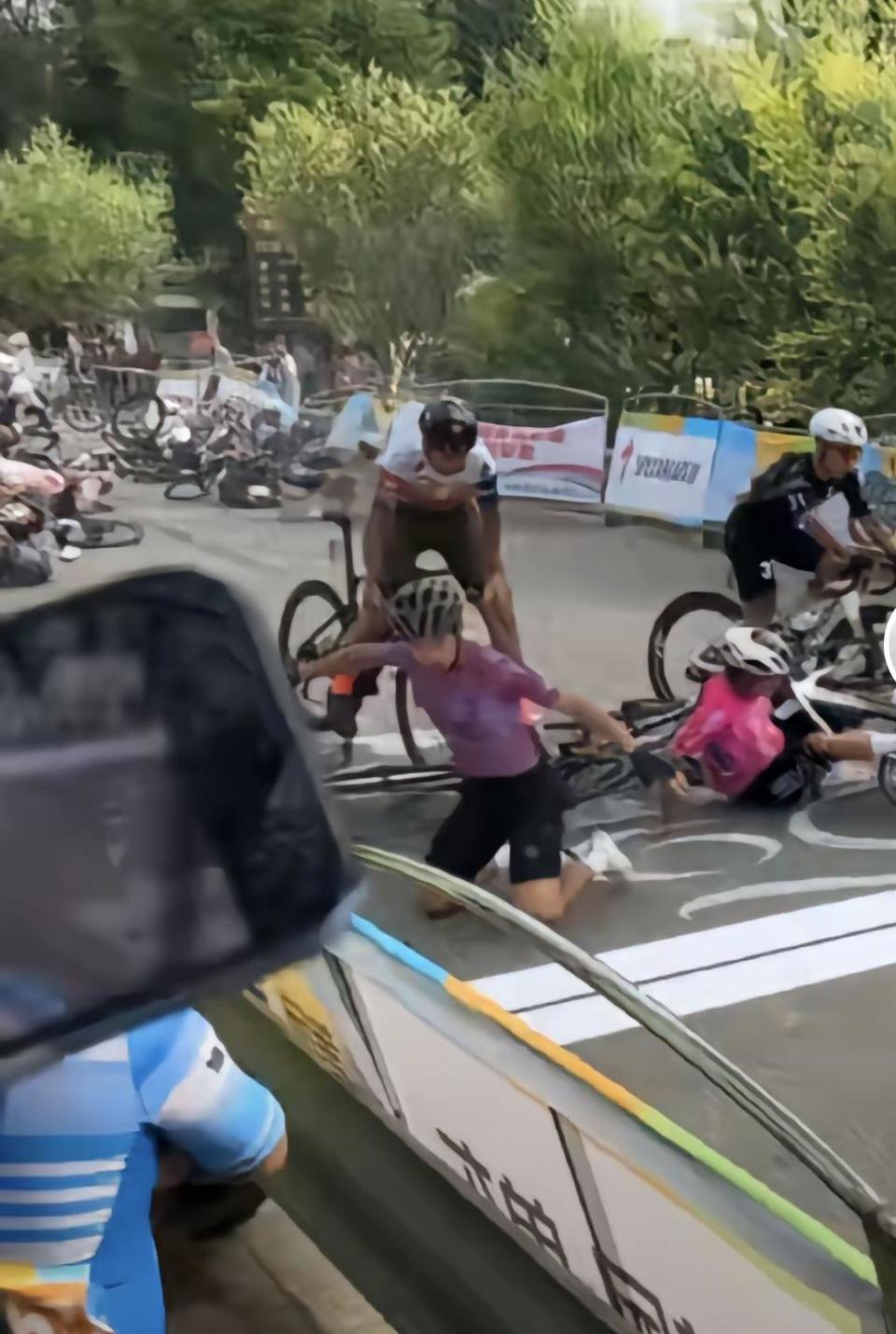 者查询到成, 手摔倒后导 者查询到成, 手摔倒后导